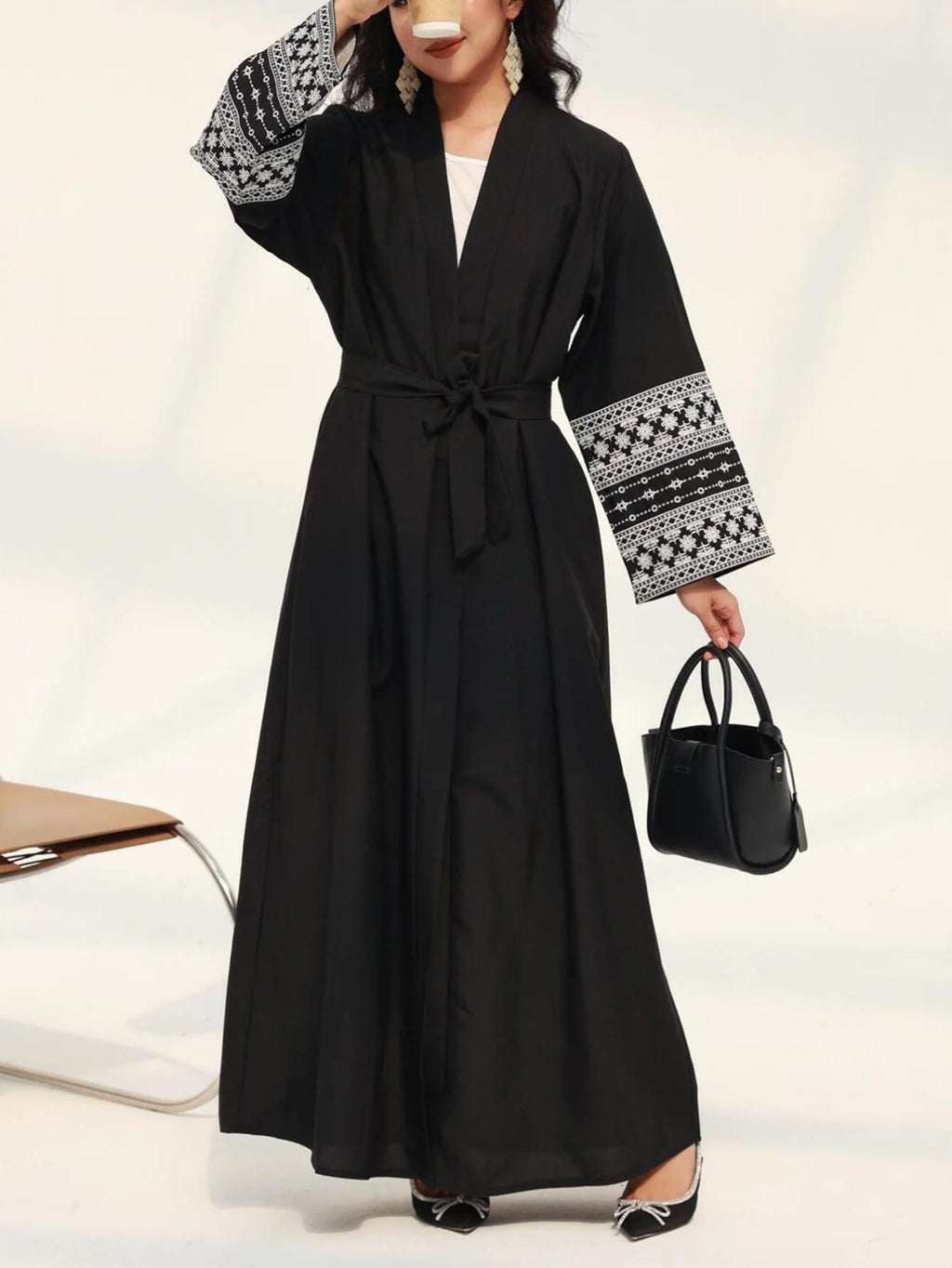 Embroidered Abaya with Belt - Full Sleeves