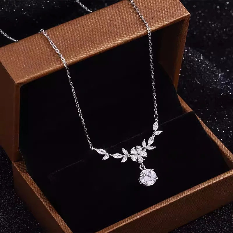 Halaile D Color Moissanite S925 Sterling Silver Cassia Twig Necklace Trendy Neck Chain Fine Jewelry Women Wedding Gift