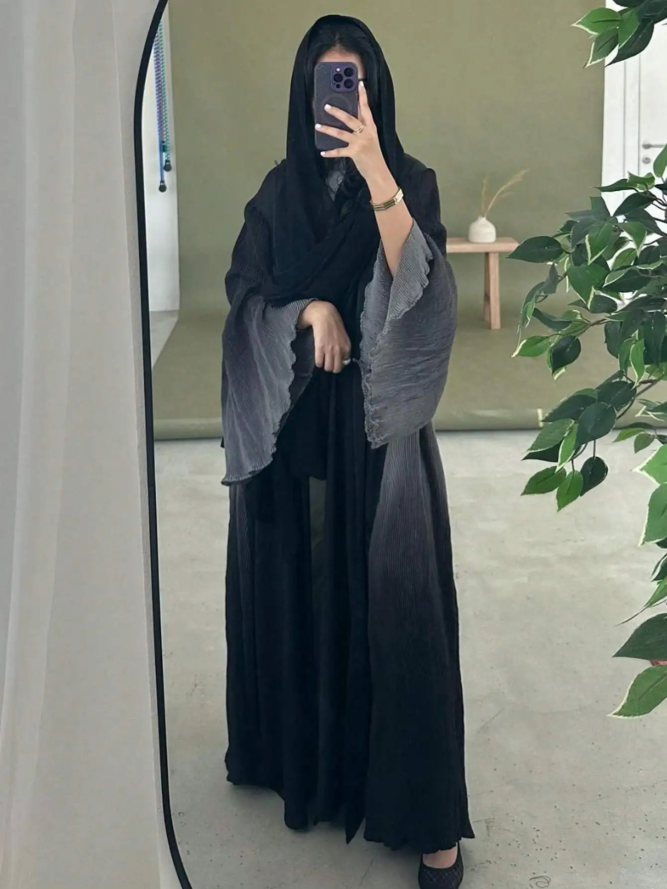 Two-Tone Abaya with Full Sleeves