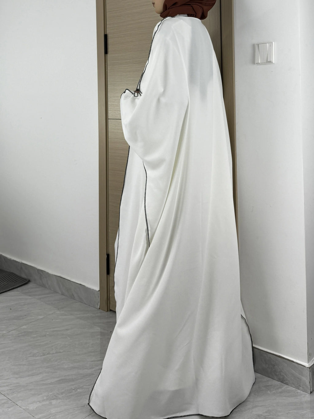 Solid Bisha Abaya - Soft Colors