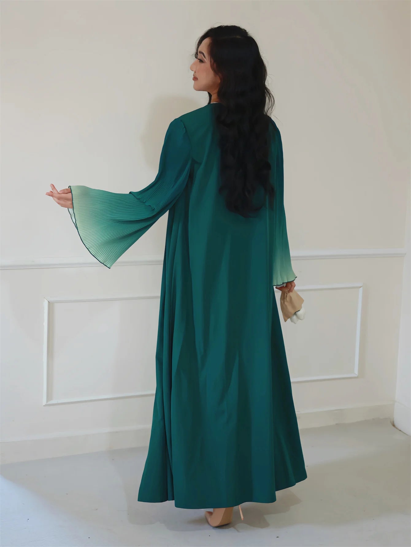 Elegant Sea Waves Open Abaya with Flare Sleeves