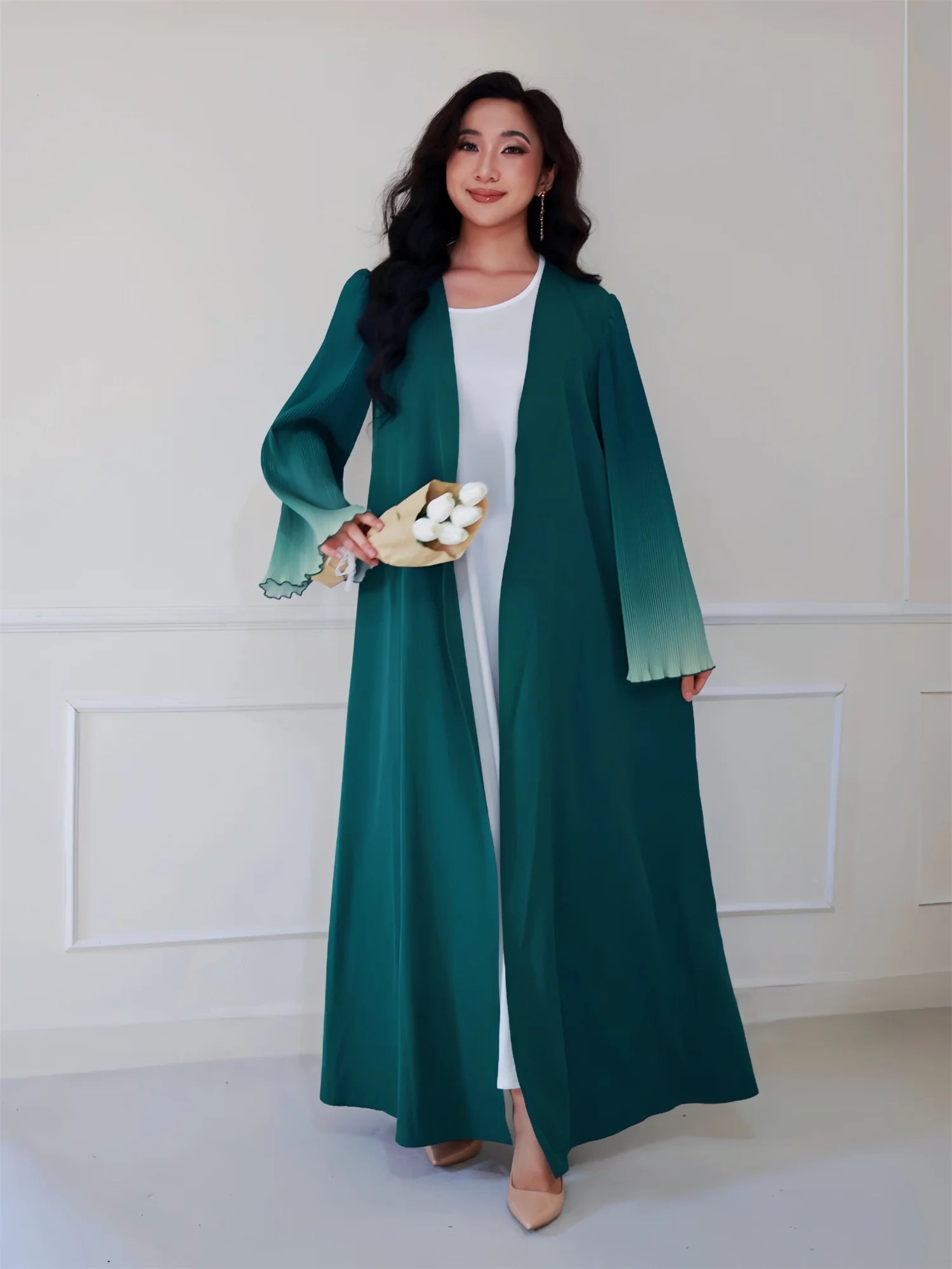 Elegant Sea Waves Open Abaya with Flare Sleeves