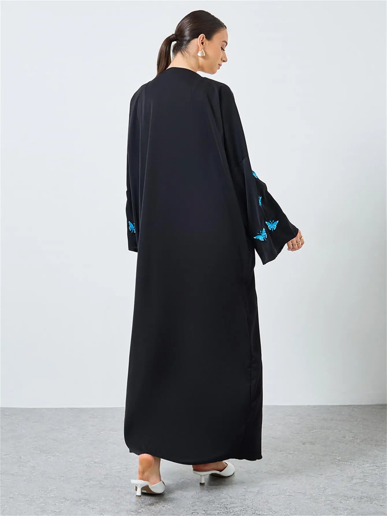 Embroidered Abaya with Full Sleeves