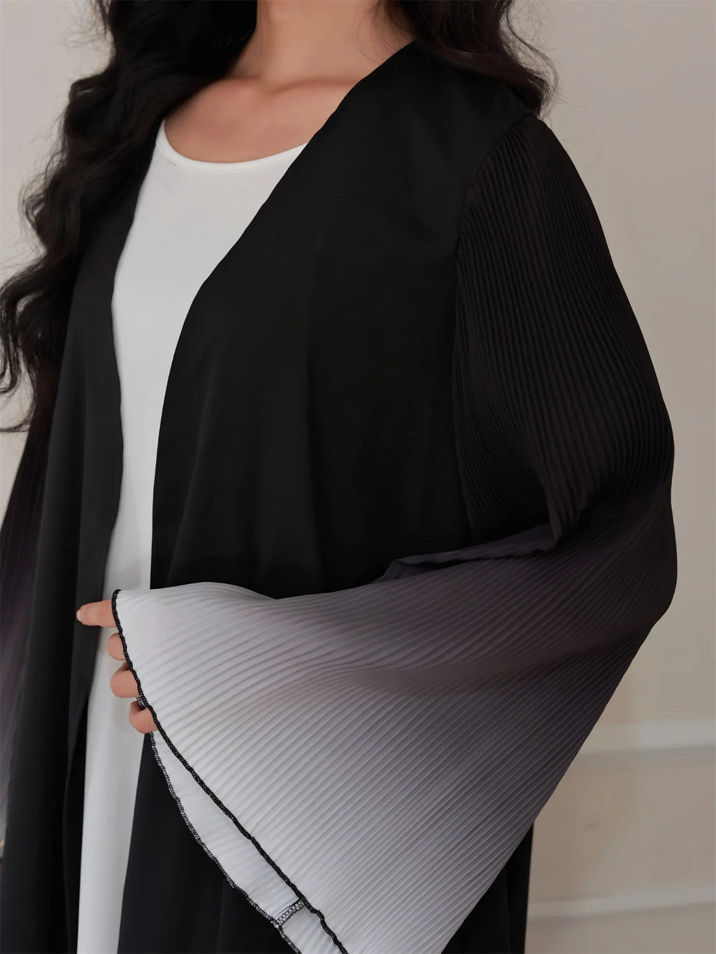 Elegant Sea Waves Open Abaya with Flare Sleeves