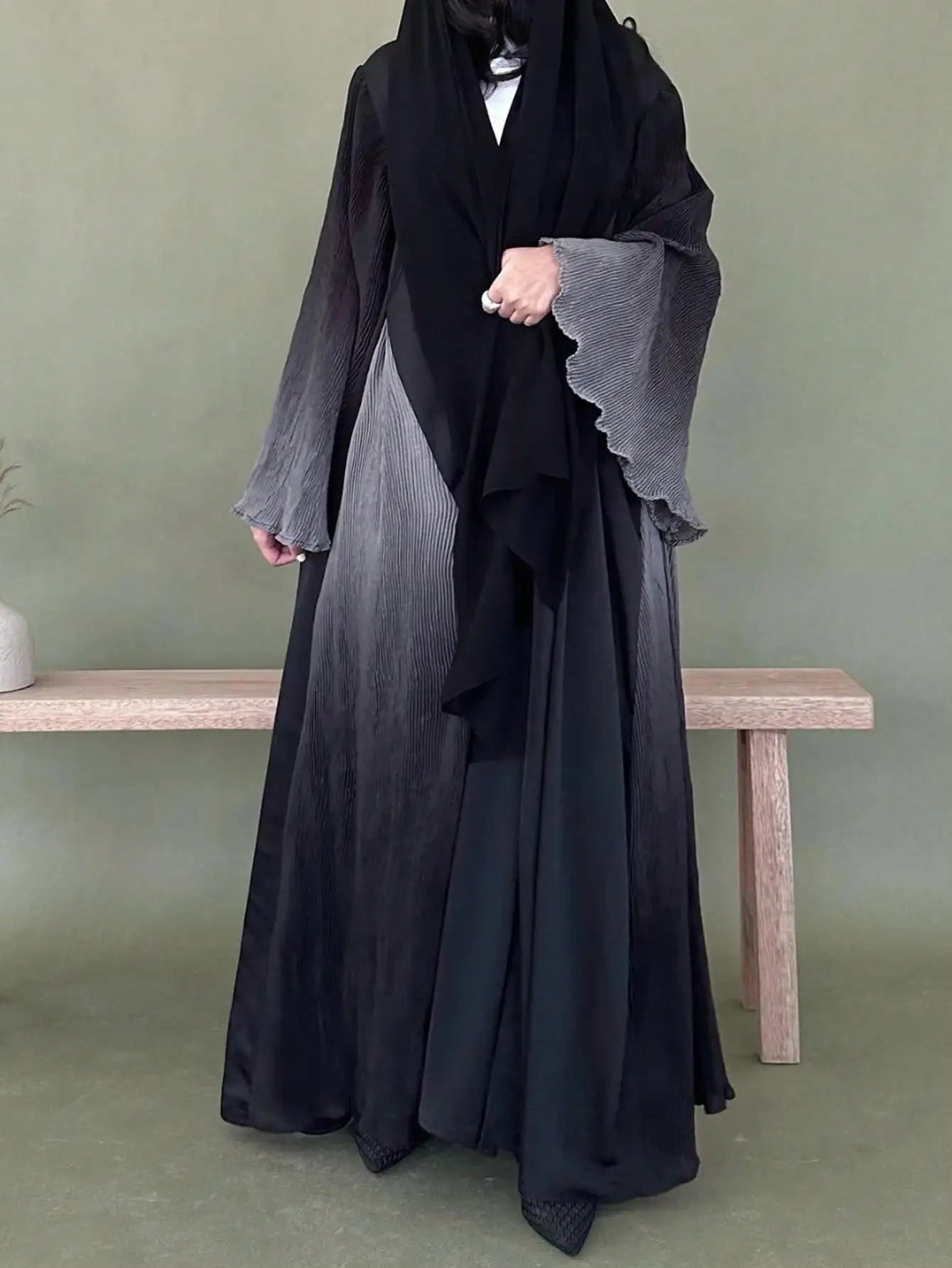 Two-Tone Abaya with Full Sleeves