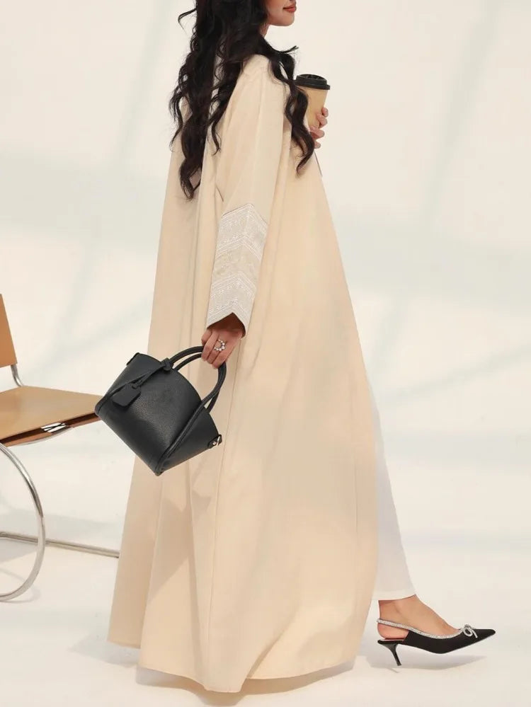 Embroidered Abaya with Belt - Full Sleeves